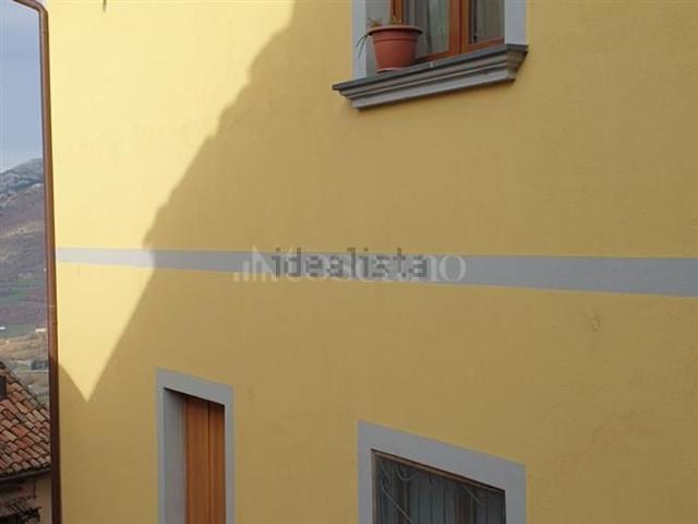 Villetta indipendente in vendita di 145 m² in Via Castello