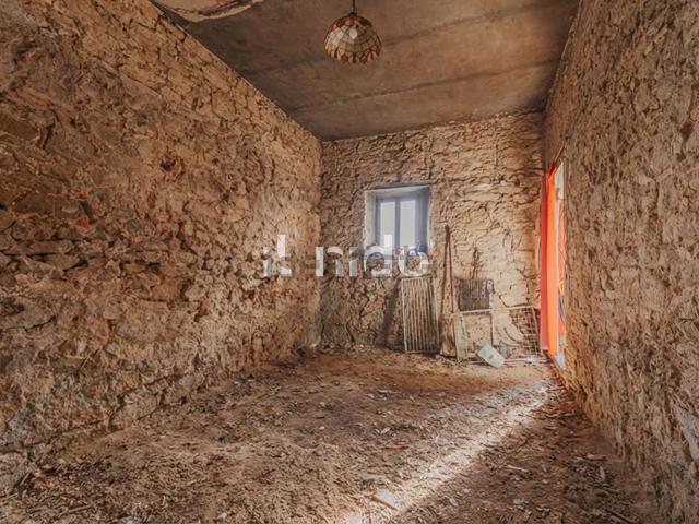 Villetta indipendente in vendita di 145 m² in Via Castra