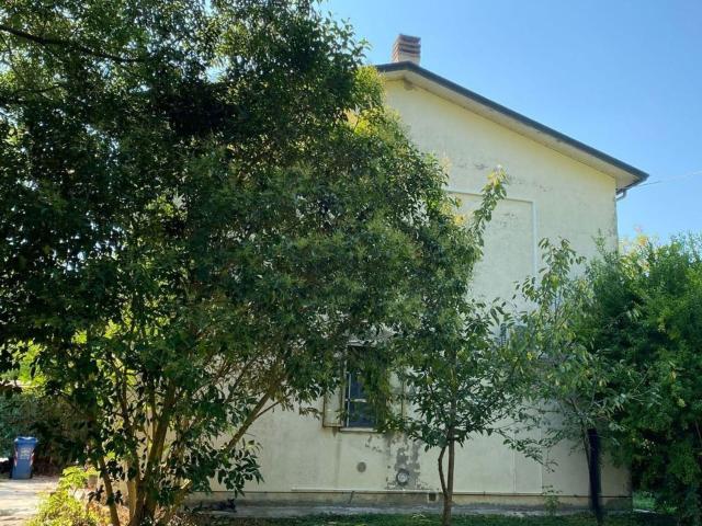 Villetta indipendente in vendita di 145 m² in Via Argine Po, 2498