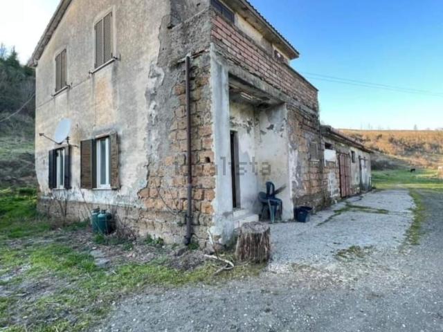 Villetta indipendente in vendita di 145 m² in Via Doganale, 17