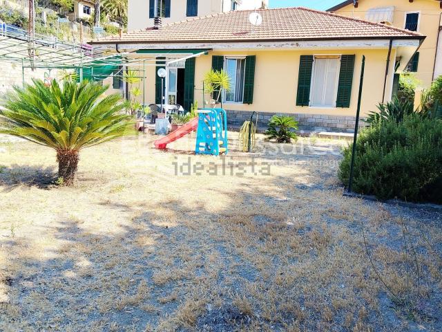 Villetta indipendente in vendita di 145 m² in Via dei Pescatori