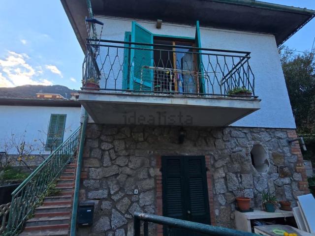 Villetta indipendente in vendita di 145 m² in Via delle Cote