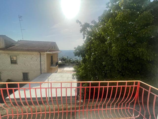 Villetta indipendente in vendita di 145 m² in Via Fontanarena