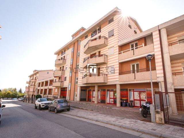 Villetta indipendente in vendita di 145 m² in Via Lazio