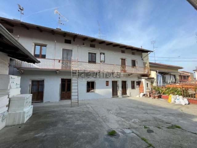 Villetta indipendente in vendita di 145 m² in Via Roma