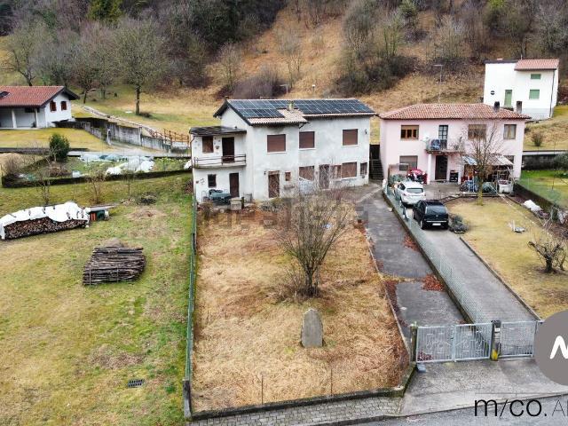 Villetta indipendente in vendita di 145 m² in Via Regina Elena, 19