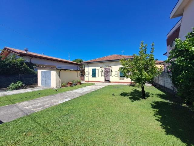 Villetta indipendente in vendita di 145 m² in Via Ricortola