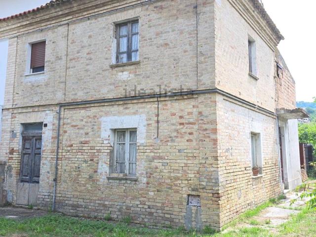 Villetta indipendente in vendita di 145 m² in Viale Abruzzo, 513