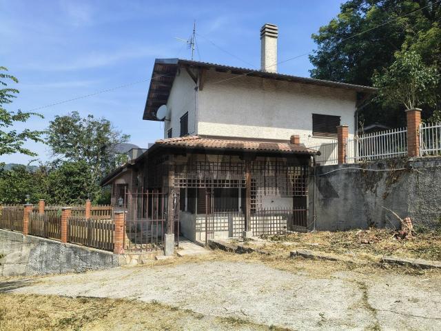 Villetta indipendente in vendita di 145 m² in Località Gorrette, 2
