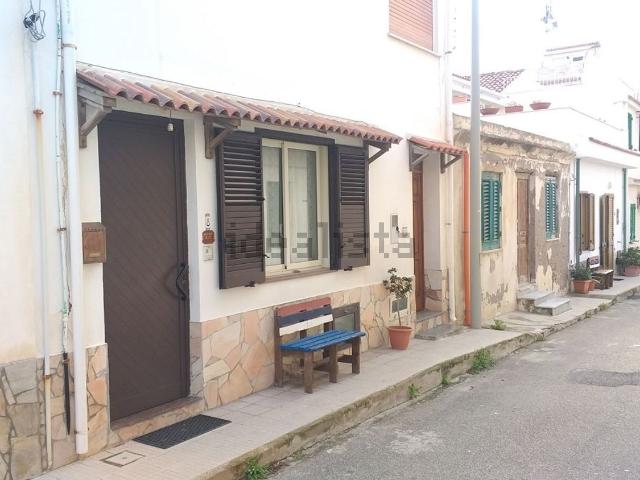 Villetta indipendente in vendita di 145 m² in Lungomare San Saba, 3