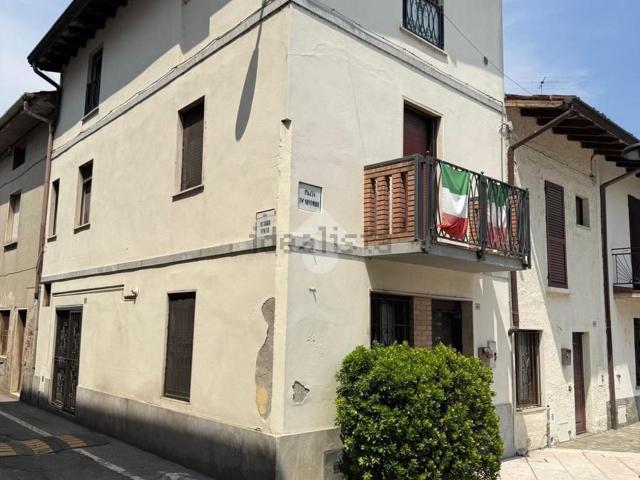Villetta indipendente in vendita di 145 m² in Piazza IV Novembre, 141