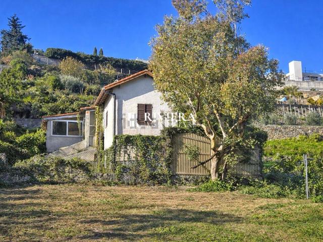 Villetta indipendente in vendita di 145 m² in Strada Magnan Collabella, 28