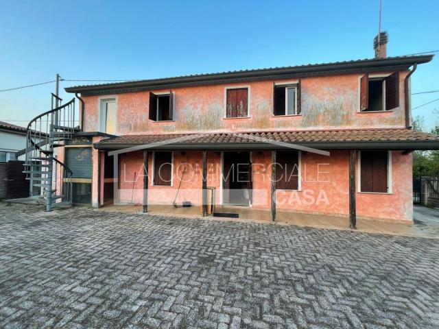 Villetta indipendente in vendita di 146 m²