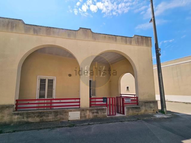 Villetta indipendente in vendita di 146 m² in Via Cesare Battisti