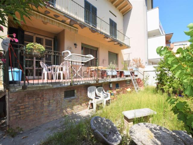 Villetta indipendente in vendita di 146 m² in Via Europa, 35