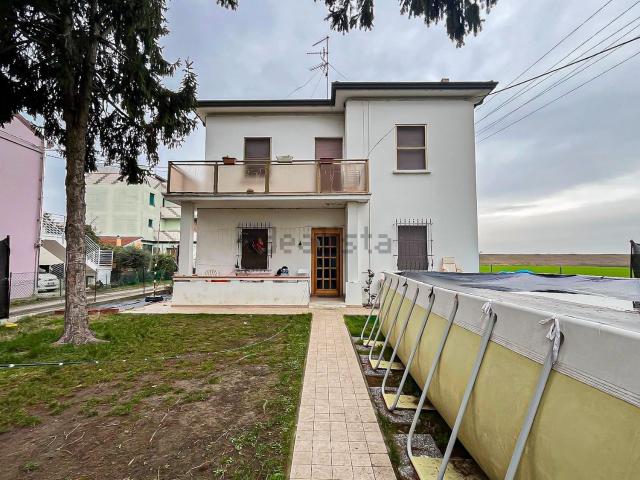 Villetta indipendente in vendita di 147 m² in Via Ragazzena, 119