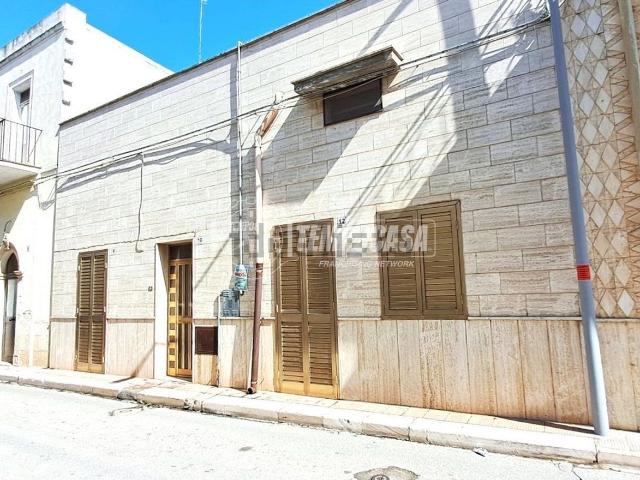 Villetta indipendente in vendita di 147 m² in Via V. Alfieri, 10