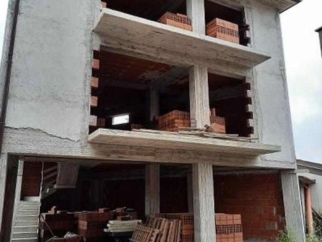 Villetta indipendente in vendita di 147 m² in Via Vittorio Veneto, 38