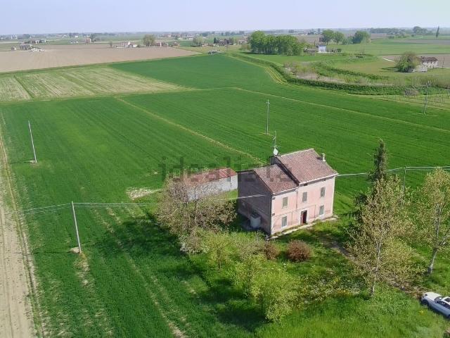 Villetta indipendente in vendita di 147 m² in Strada pongennaro