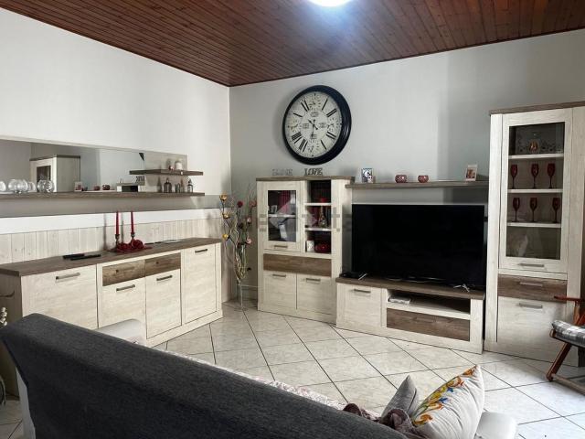 Villetta indipendente in vendita di 148 m² in Via Cesare Battisti, 28