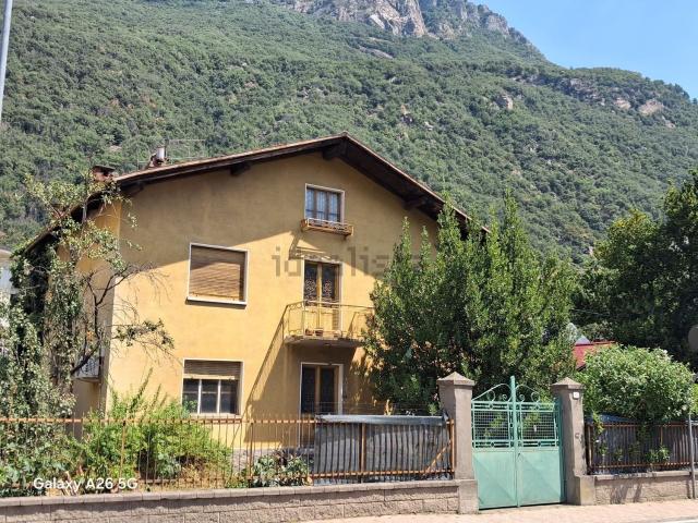 Villetta indipendente in vendita di 149 m² in Via Roma, 117