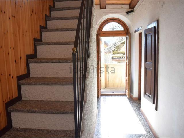 Villetta indipendente in vendita di 149 m² in Località Castiglione, 72
