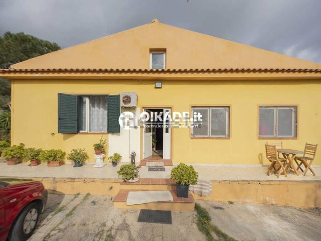 Villetta indipendente in vendita di 1500 m² in Strada senza nome, 17