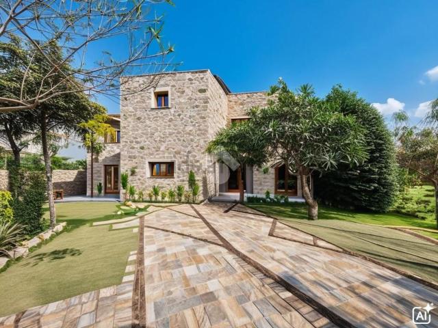 Villetta indipendente in vendita di 150 m² in Via Cappella Bianchini