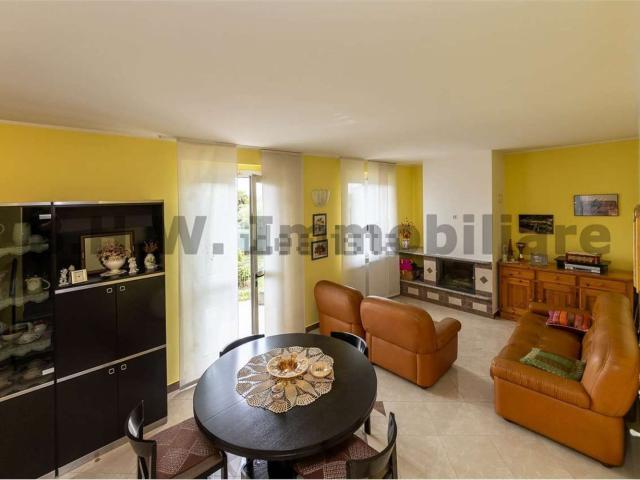 Villetta indipendente in vendita di 150 m² in Via Carlo Alberto, 11