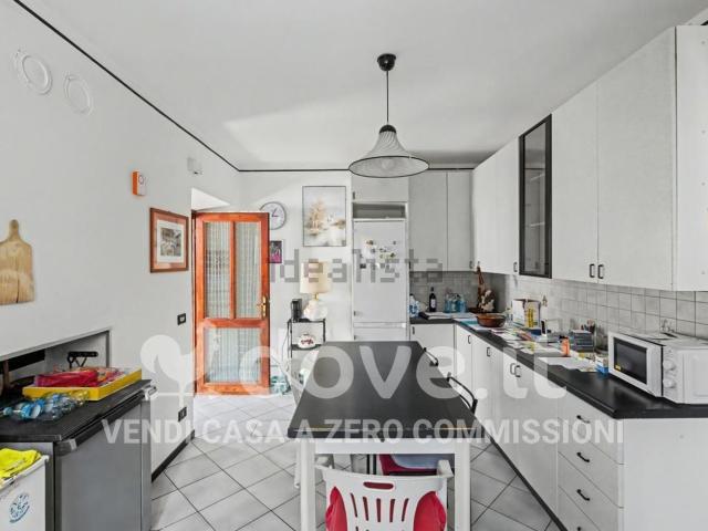 Villetta indipendente in vendita di 150 m² in Via Carlo Poerio, 3