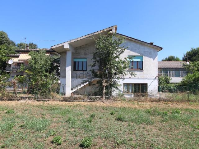 Villetta indipendente in vendita di 150 m² in Via Cesare Verlato