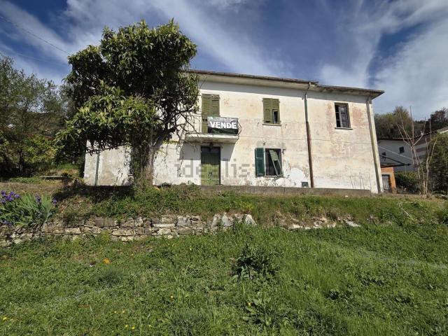 Villetta indipendente in vendita di 150 m² in Via Circonvallazione, 6