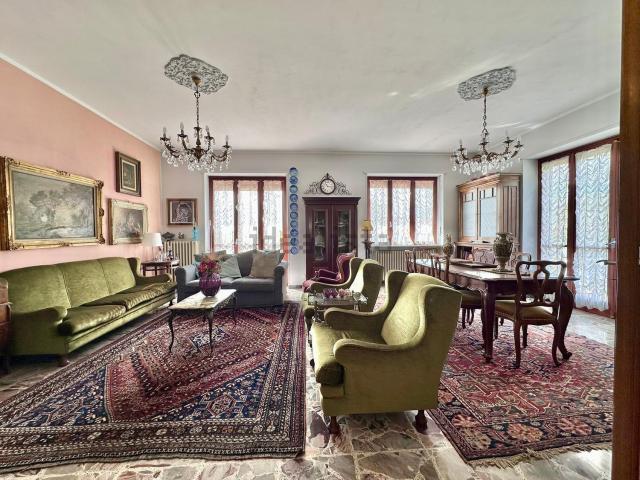 Villetta indipendente in vendita di 150 m² in Via Ciriè, 32