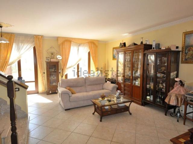 Villetta indipendente in vendita di 150 m² in Via A. Vivaldi