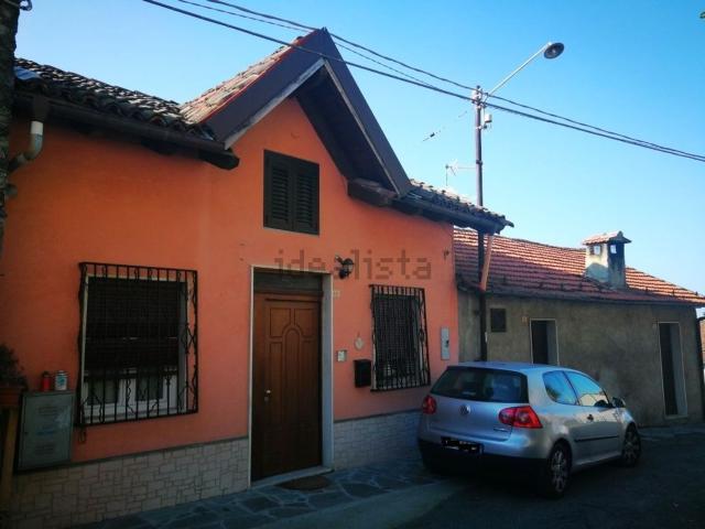 Villetta indipendente in vendita di 150 m² in Via Amorina