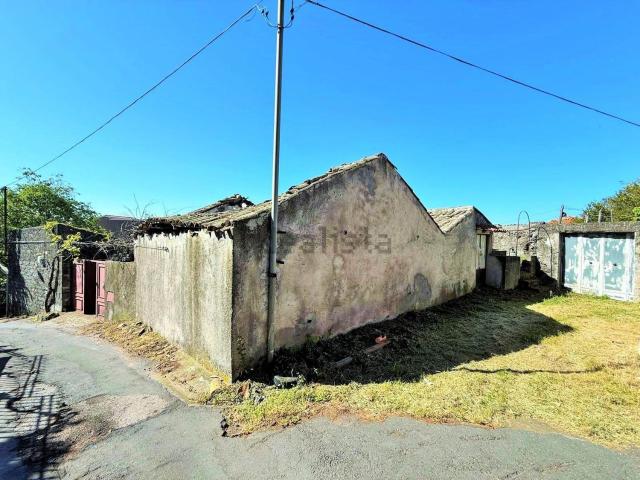Villetta indipendente in vendita di 150 m² in Via Alessandro Manzoni