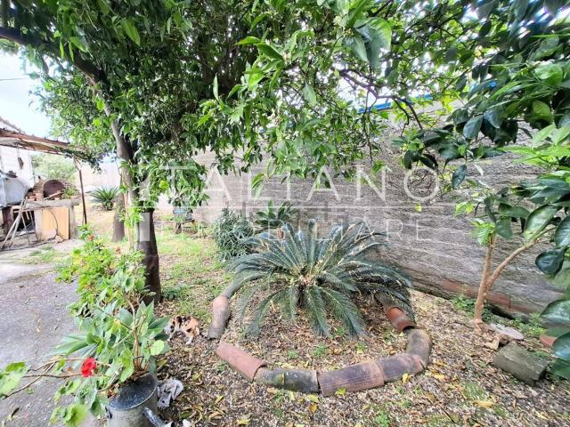 Villetta indipendente in vendita di 150 m² in Via Archi Nazionale, 303