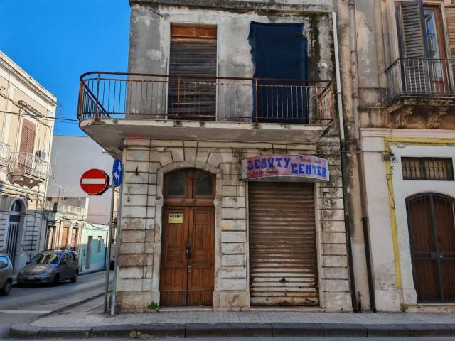 Villetta indipendente in vendita di 150 m² in Via Archimede, 146