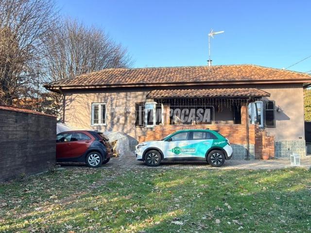 Villetta indipendente in vendita di 150 m² in Via Armando Diaz