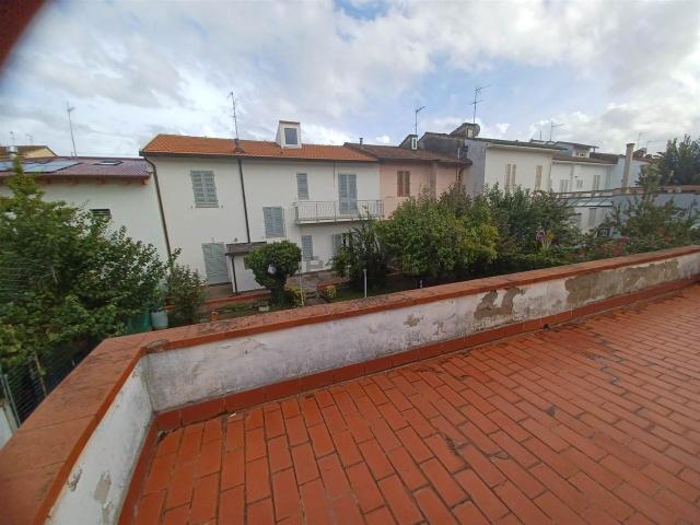 Villetta indipendente in vendita di 150 m² in Via Augusto Righi