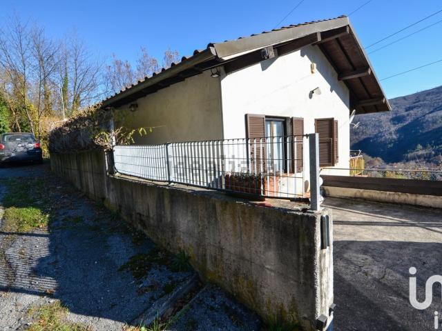 Villetta indipendente in vendita di 150 m² in Via Bonetti