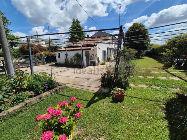 Villetta indipendente in vendita di 150 m² in Via Belfiore Gallo