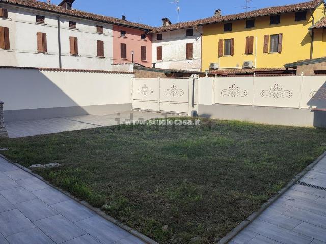 Villetta indipendente in vendita di 150 m² in Via Brescia