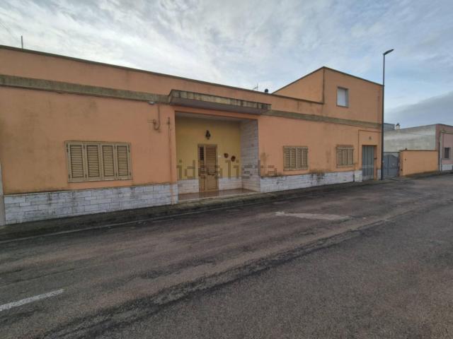 Villetta indipendente in vendita di 150 m² in Via Brindisi, 1