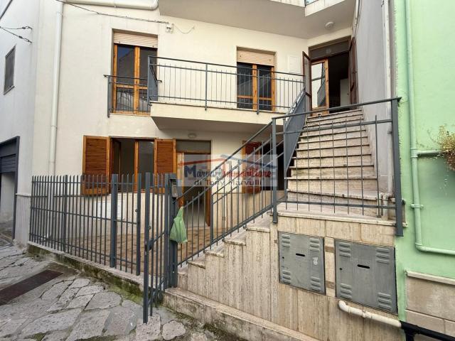 Villetta indipendente in vendita di 150 m² in Via Gentile, 6