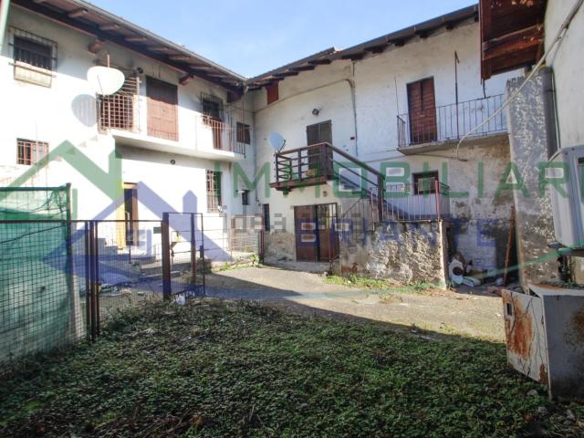 Villetta indipendente in vendita di 150 m² in Via Giuseppe Garibaldi