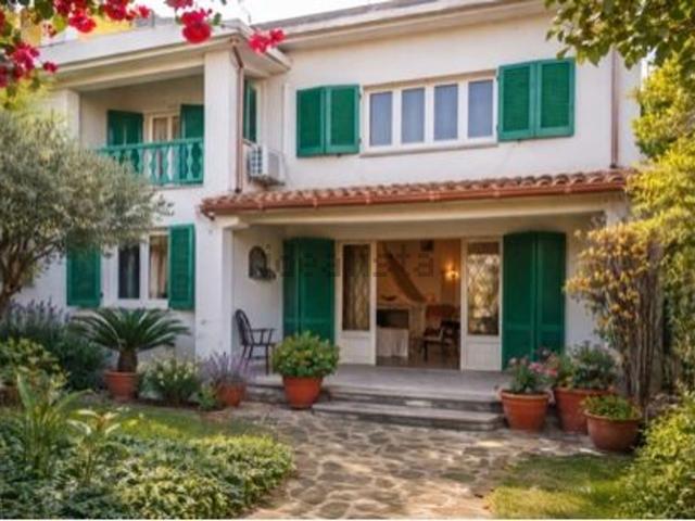 Villetta indipendente in vendita di 150 m² in Via Giuseppe Garibaldi, 4