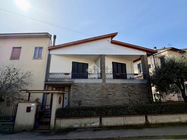 Villetta indipendente in vendita di 150 m² in Via Giacomo Matteotti, 2
