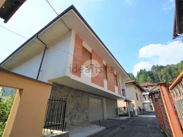 Villetta indipendente in vendita di 150 m² in Via Giovanni Battista Molinaro, 6