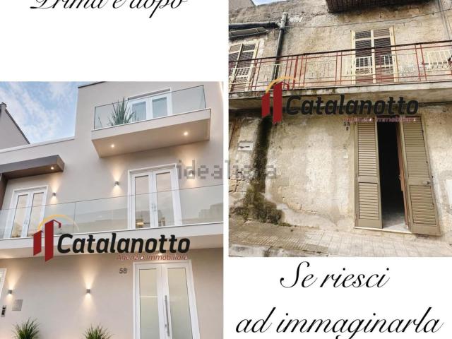 Villetta indipendente in vendita di 150 m² in Via Domenico Cirillo